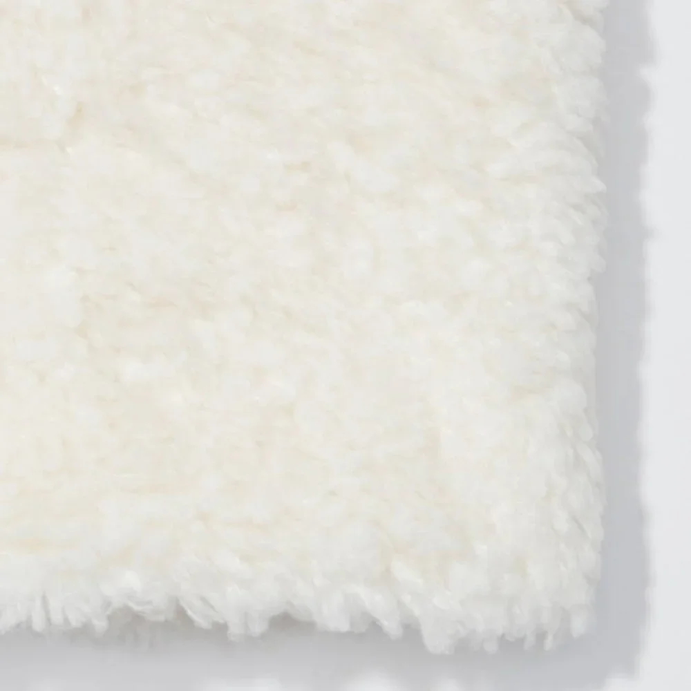 LOFT Women's NWT Fleece Popover Scarf‎